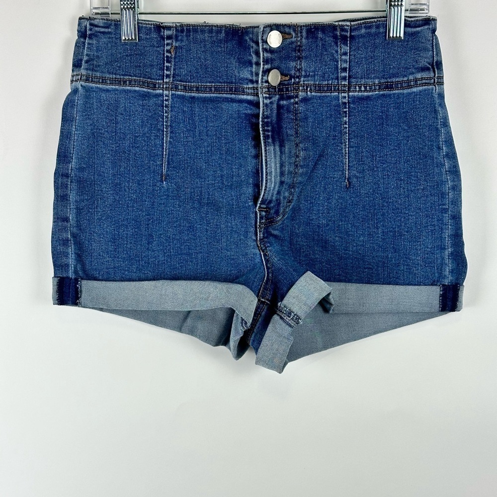 Women Super Stretch Denim Shorts